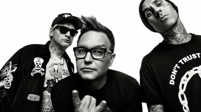 blink 182 tour warm up band