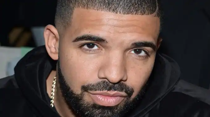 Drake estrena canción y serie