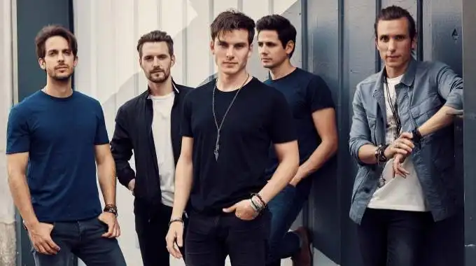 Biografía de Dvicio