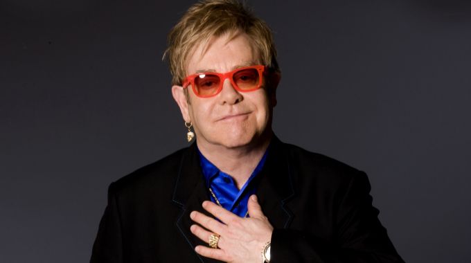 Elton John actúa en la Casa Blanca ante Joe Biden