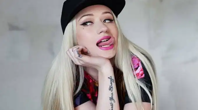 Iggy Azalea: Discos, letras y canciones