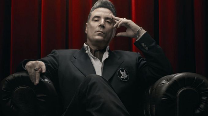 Loquillo inicia en Sevilla su gira 40 aniversario