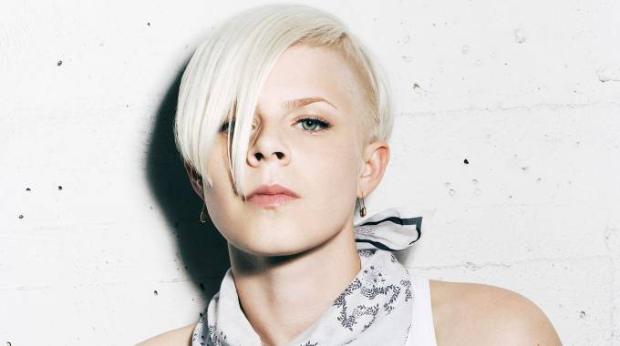 La cantante sueca Robyn anuncia nuevo álbum tras ocho años de silencio