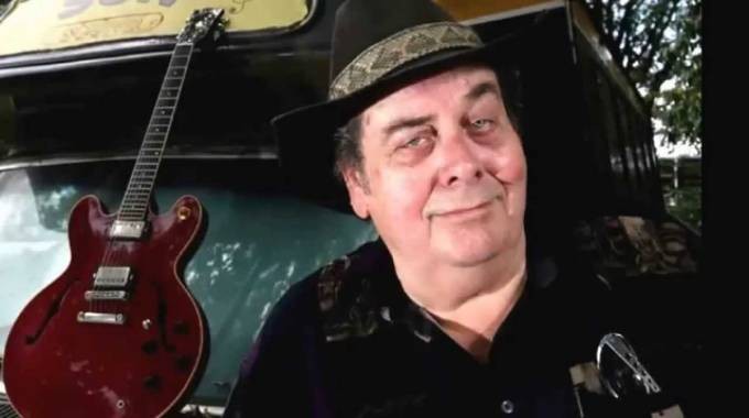 Fallece Sleepy LaBeef, pionero del rockabilly