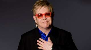 Elton John bate el récord de recaudación con su gira de despedida