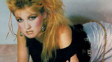1953 Nace Cyndi Lauper