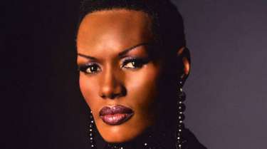 1948 Nace Grace Jones