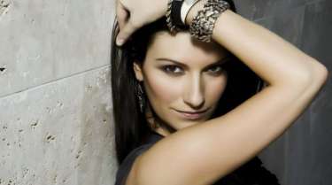 1974 Nace Laura Pausini