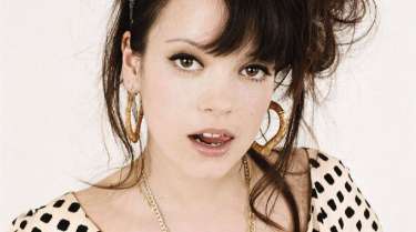 1985 Nace Lily Allen