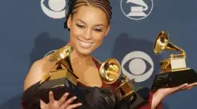 Alicia Keys presentará de nuevo los Grammys