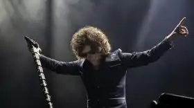 Bunbury compartirá gratis este fin de semana su nuevo documental 'El camino más largo'