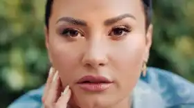 Demi Lovato se declara de género no binario