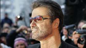 Desvelan que George Michael intentó suicidarse durante rehabilitación