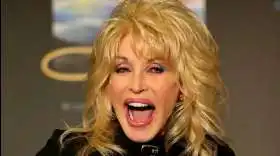 Entregarán un Grammy a Dolly Parton por su trayectoria