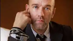 Este sábado se estrena sencillo en solitario de Michael Stipe, de REM