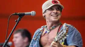 Manu Chao reaparece para las Coronarictus Smily Killer Sessions