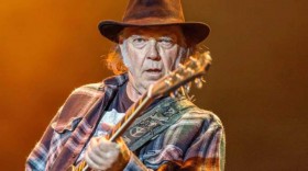 Neil Young publicará un álbum perdido de los ochenta