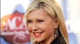 Olivia Newton-John cumple 70 años y luchando contra el cáncer