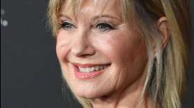 Olivia Newton-John desmiente los rumores sobre su inminente muerte