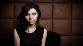 PJ Harvey versionea a Nick Cave