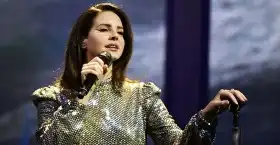 Roban a Lana del Rey su último álbum y material inédito