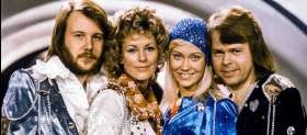La banda sonora de la película de ABBA encabeza listas de ventas