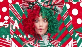 Sia desbanca a Mariah Carey como Reina de la Navidad