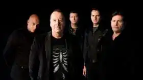 Simple Minds publica el primer adelanto de su nuevo álbum en directo