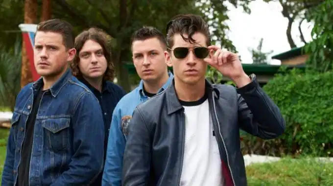 Arctic Monkeys publican documental sobre la grabación de su último álbum Arctic Monkeys publican documental sobre la grabación de su último álbum