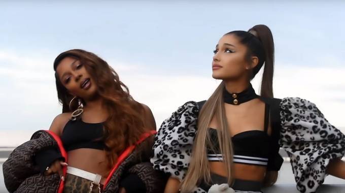 Ariana Grande publica vídeo junto a Victoria Monét Ariana Grande publica vídeo junto a Victoria Monét