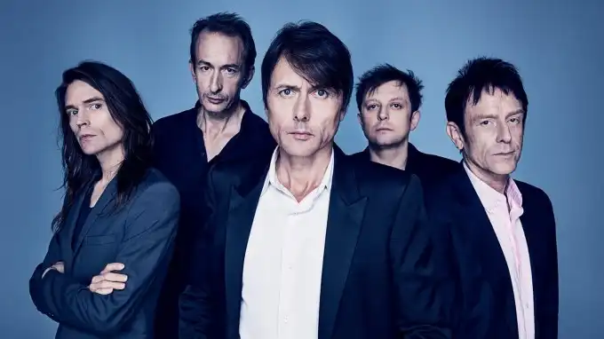 Asà suena lo nuevo de Suede en su nuevo cortometraje