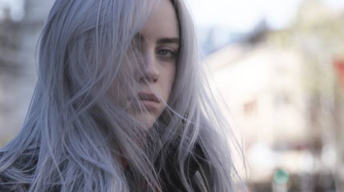 Billie Eilish presenta el primer videoclip dirigido por ella misma Billie Eilish presenta el primer videoclip dirigido por ella misma
