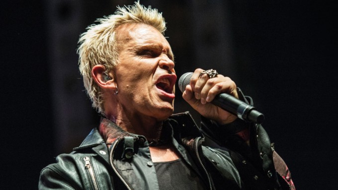 Billy Idol regresa con 'Cage' y anuncia nuevo EP