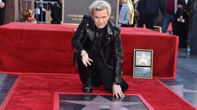 Billy Idol ya está en el Paseo de la Fama Billy Idol ya está en el Paseo de la Fama