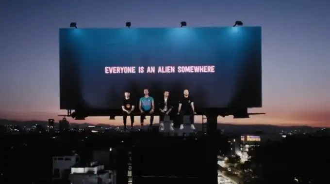 Coldplay presenta el vÃdeo 'Humankind', con Ciudad de México como protagonista
