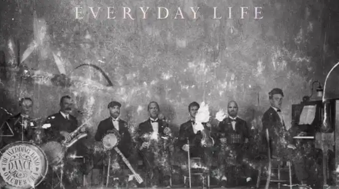 Coldplay publica su nuevo álbum 'Everyday Life'