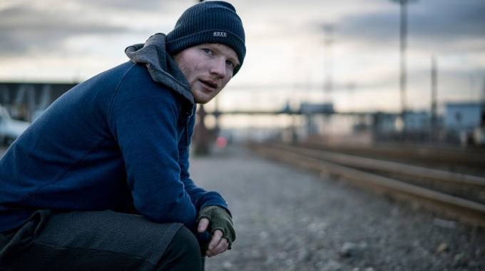 Continúa la batalla legal contra Ed Sheeran por la autoría del tema Shape of You: Ahora le bloquean la recepción de royalties