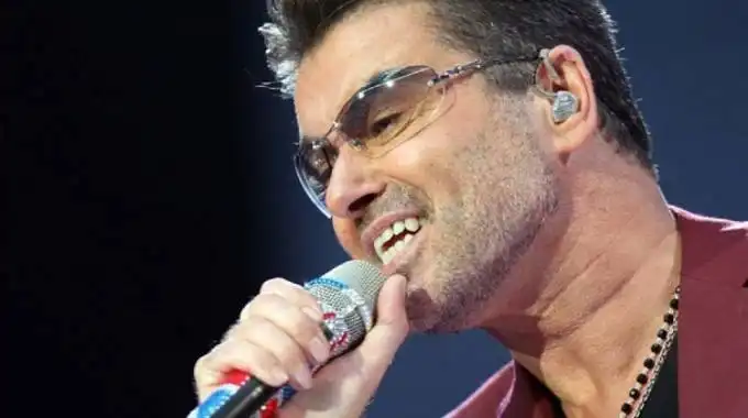 El ex amante de George Michael detenido por destrozar la casa del cantante