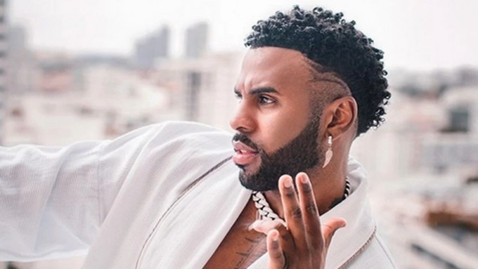 Jason Derulo se rompe el pie días antes de la Super Bowl