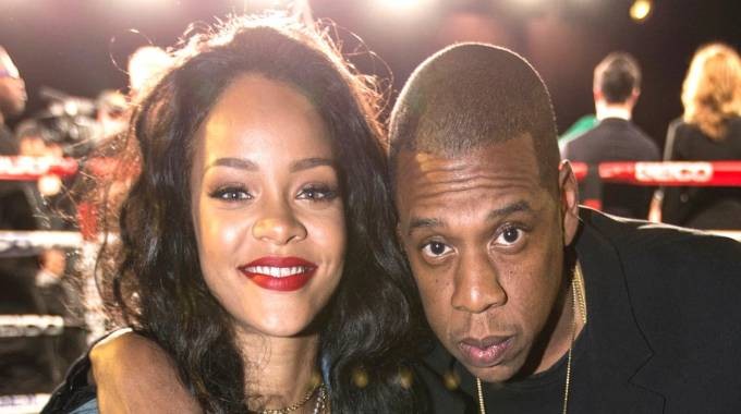 Jay-Z y Rihanna donan cada uno un millón para la lucha contra el coronavirus Jay-Z y Rihanna donan cada uno un millón para la lucha contra el coronavirus