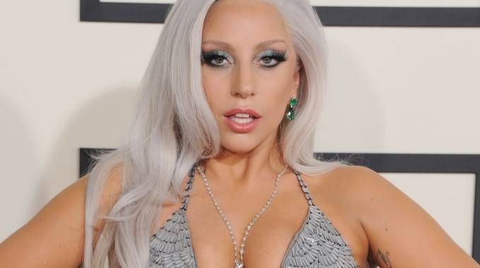 Lady Gaga publica en Instagram fotos desnuda