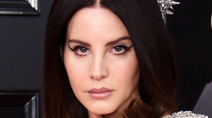 Lana del Rey publica su esperado sexto álbum, Norman Fucking Rockwell!