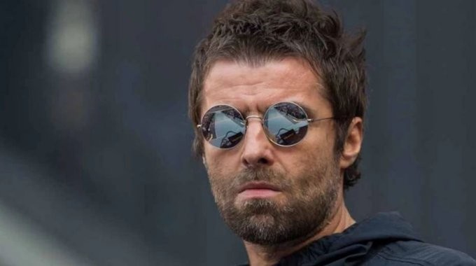 Liam Gallagher estrena sencillo 'Too Good For Giving Up' y habla sobre su salud mental Liam Gallagher estrena sencillo 'Too Good For Giving Up' y habla sobre su salud mental