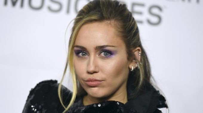 Miley Cyrus anuncia su octavo álbum 'Endless Summer Vacation'