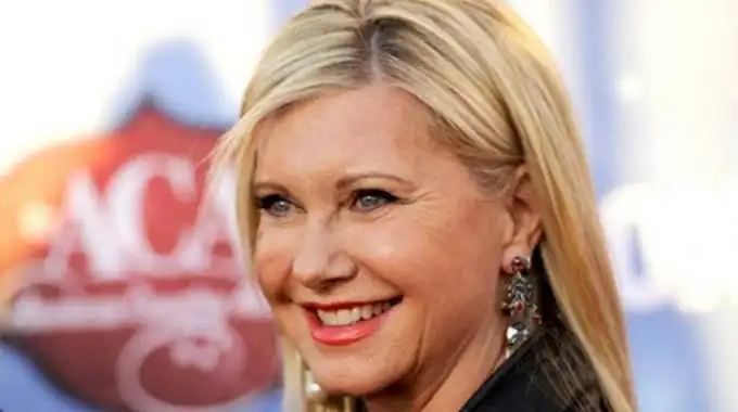 Olivia Newton-John cumple 70 años y luchando contra el cáncer Olivia Newton-John cumple 70 años y luchando contra el cáncer