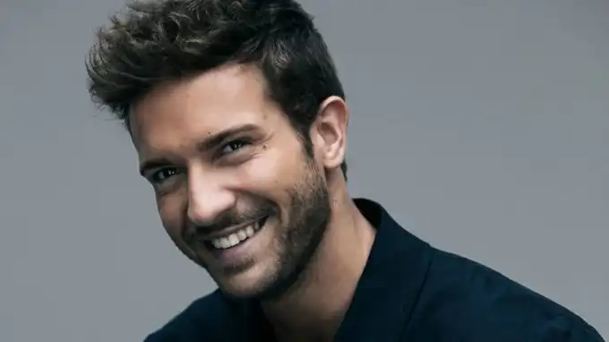 Pablo Alborán anuncia el próximo lanzamiento del álbum 'La Cuarta Hoja' Pablo Alborán anuncia el próximo lanzamiento del álbum 'La Cuarta Hoja'