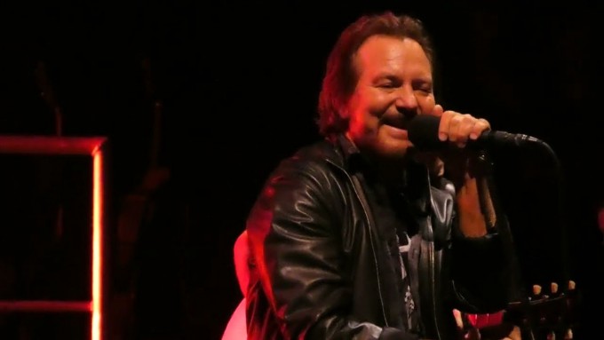 Pearl Jam versionea el tema 'Her Majesty' de los Beatles en honor a la Reina Isabel II Pearl Jam versionea el tema 'Her Majesty' de los Beatles en honor a la Reina Isabel II
