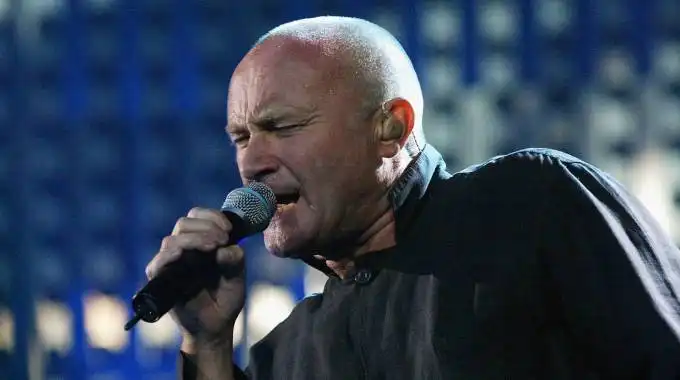 Phil Collins abierto al regreso de Genesis con su hijo a la batería Phil Collins abierto al regreso de Genesis con su hijo a la batería
