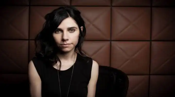 PJ Harvey versionea a Nick Cave PJ Harvey versionea a Nick Cave
