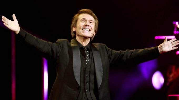 Raphael celebrará su 60 aniversario en el Mallorca Live Summer Raphael celebrará su 60 aniversario en el Mallorca Live Summer